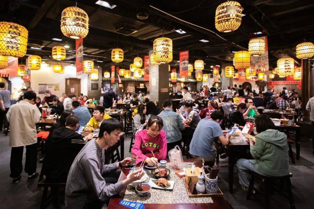 米兰官网- 斯图加特举办美食主题赛，餐饮收入增长200%  